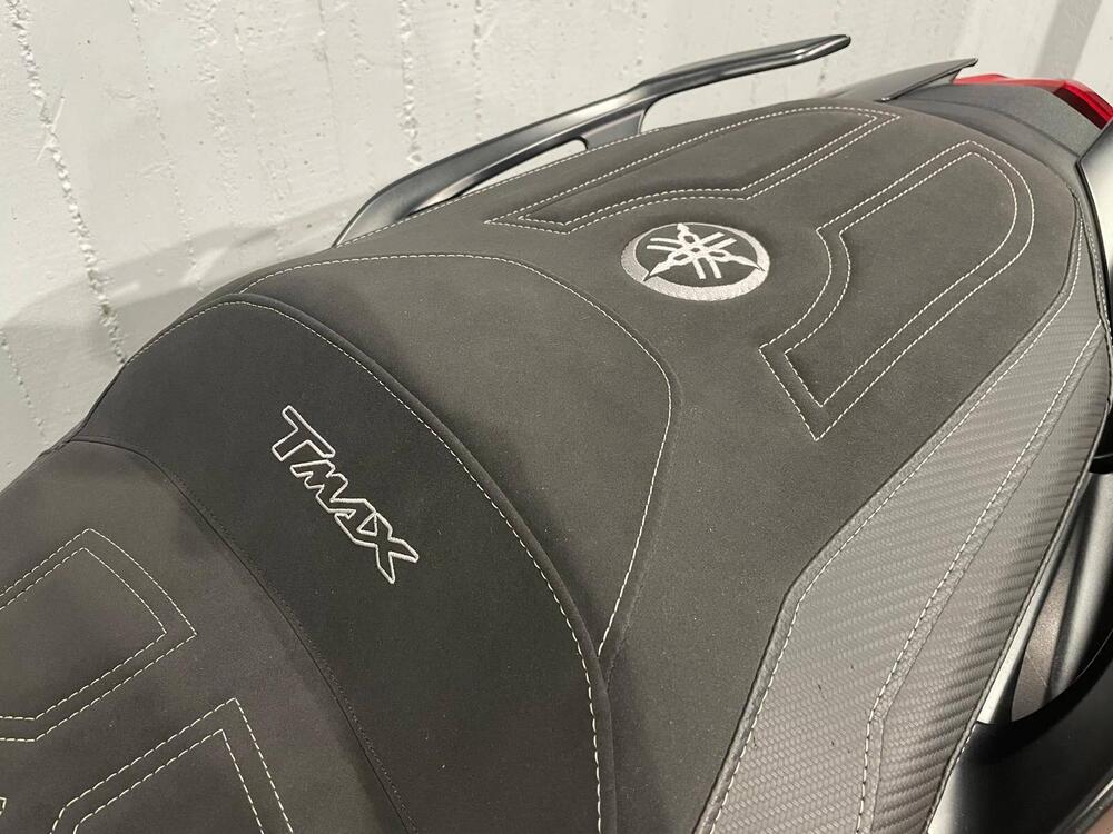 Yamaha T-Max 560 Tech Max (2020) (9)