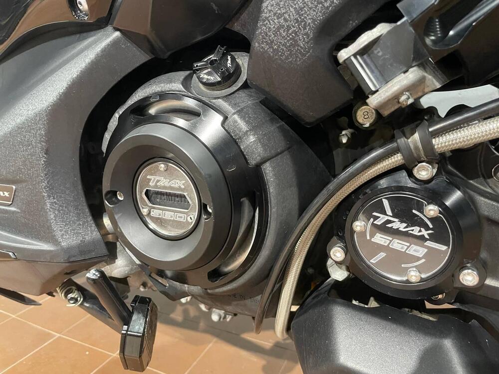 Yamaha T-Max 560 Tech Max (2020) (7)