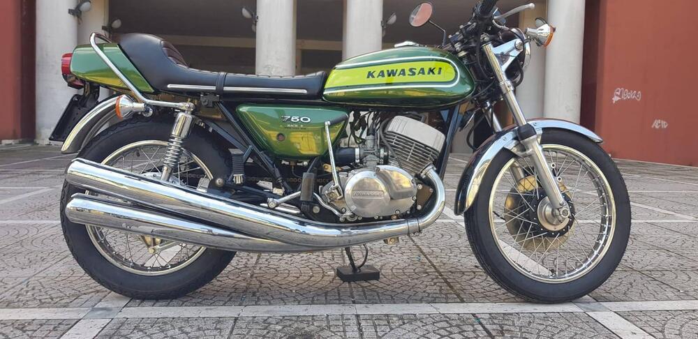 Kawasaki 750 mach IV (19)
