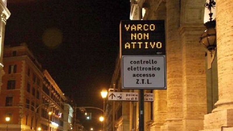 Roma: le multe sono annullate, in ZTL le ibride entrano senza permesso