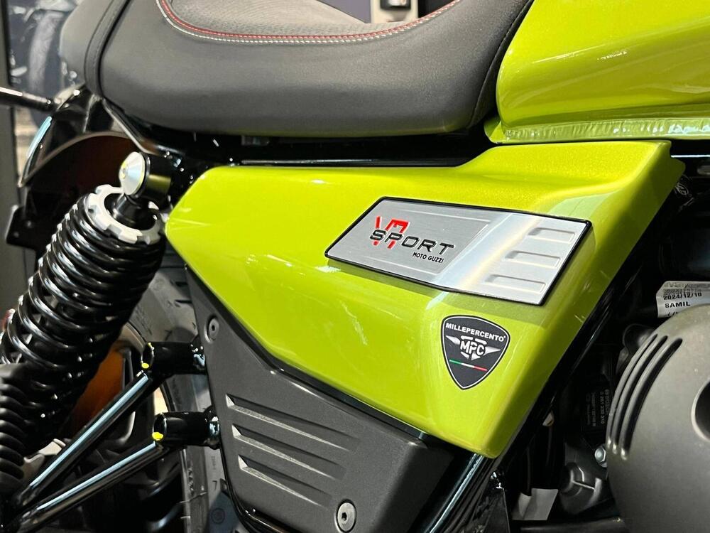 Moto Guzzi V7 Sport (2025 - 26) (4)