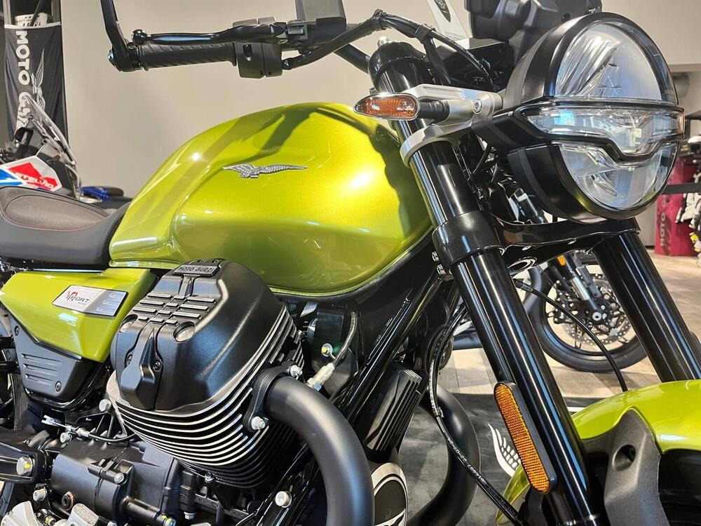 Moto Guzzi V7 Sport (2025 - 26) (7)