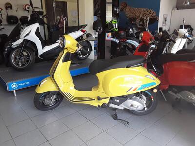 Vespa Primavera 125 S (2023 - 25) usata
