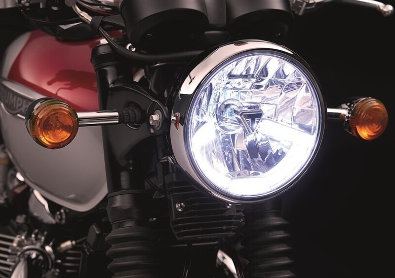 Triumph Bonneville T120 Bonneville T120 Black (2017 - 20) (26)