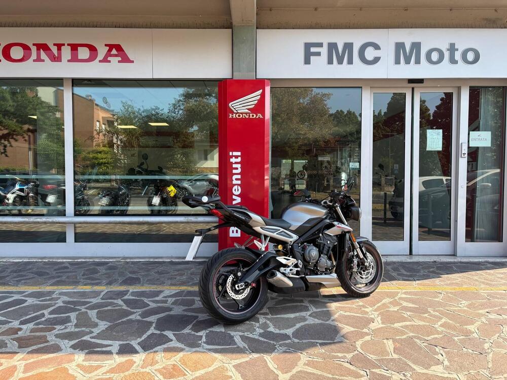 Triumph Street Triple RS (2017 - 19) (7)