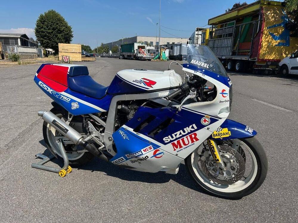 Suzuki GSX R 750 (1990) (2)