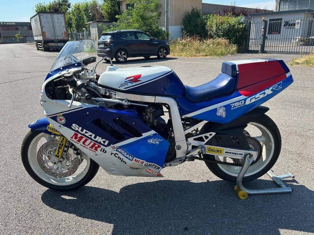 Suzuki GSX R 750 (1990) (8)