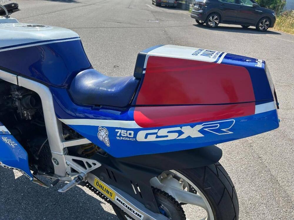 Suzuki GSX R 750 (1990) (12)