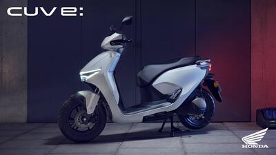 Honda CUV e: prezzo, autonomia, batterie. Ecco il nuovo scooter elettrico giapponese [GALLERY]
