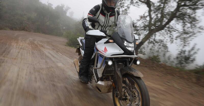 Giugno a + 6,2%. Il mercato del nuovo torna positivo grazie agli scooter e le patenti moto crescono