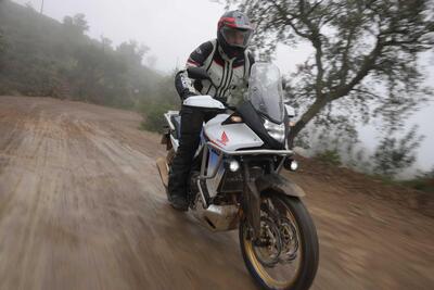 Giugno a + 6,2%. Il mercato del nuovo torna positivo grazie agli scooter e le patenti moto crescono