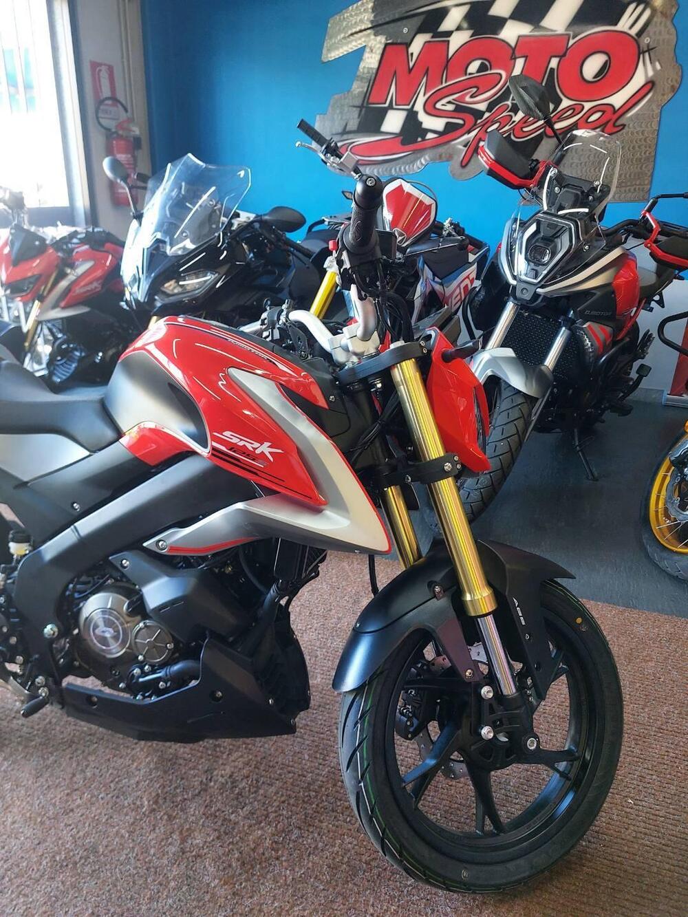 QJ Motor SRK 125 S (2025 - 26) (3)