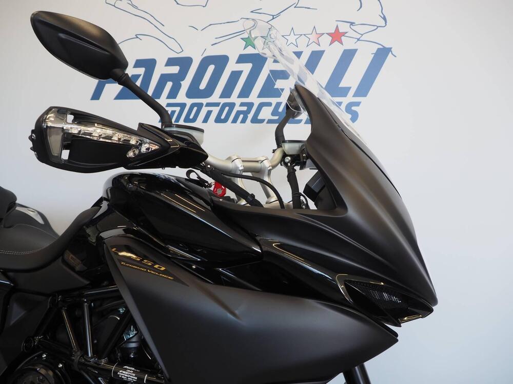 MV Agusta Turismo Veloce 800 Lusso SCS (2021 - 25) (6)