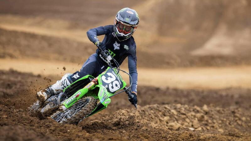 Tragedia durante una gara di motocross in California: 16 enne professionista perde la vita