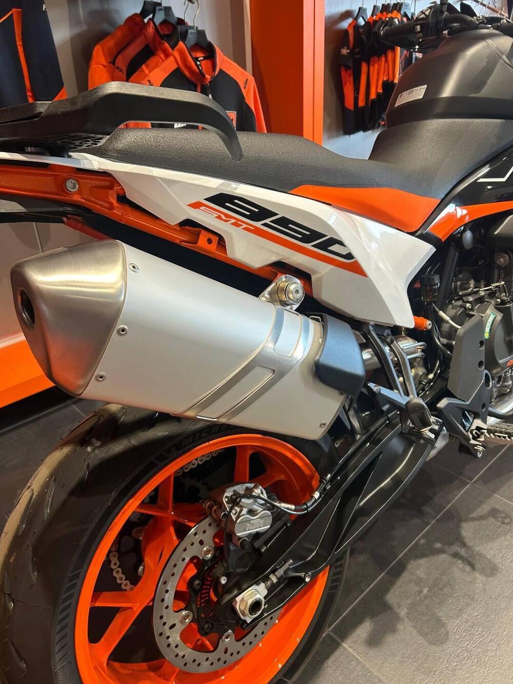 KTM 890 SMT (2023 - 25) (3)