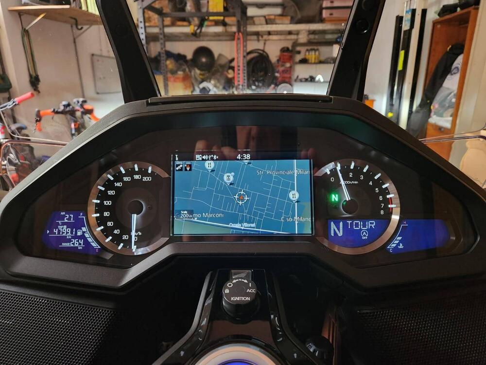 Honda GL 1800 Gold Wing Tour DCT & Airbag (2022 - 24) (8)