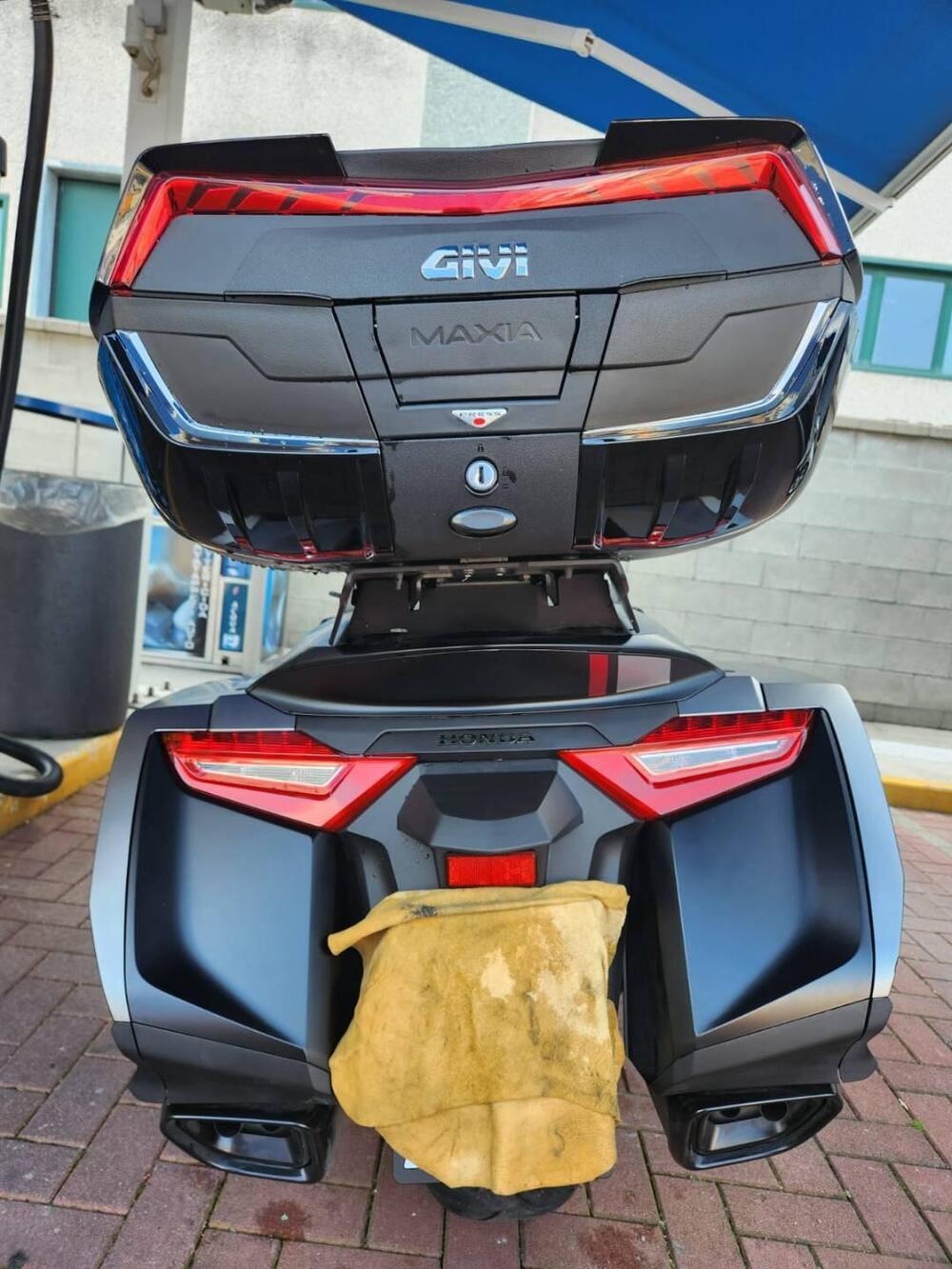 Honda GL 1800 Gold Wing Tour DCT & Airbag (2022 - 24) (12)