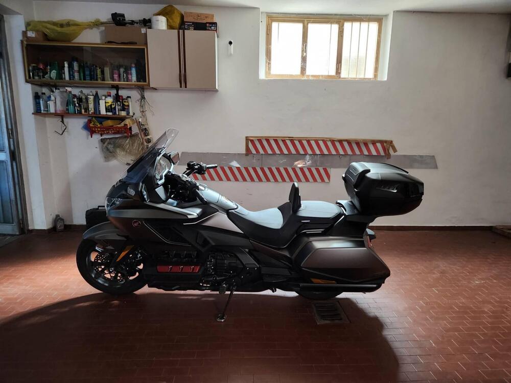 Honda GL 1800 Gold Wing Tour DCT & Airbag (2022 - 24) (18)