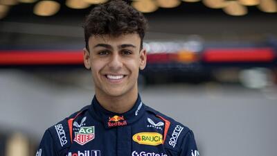 F1. Debutto per Lindblad nella FP1 di Silverstone con Red Bull. Paul Aron (Alpine) con Sauber