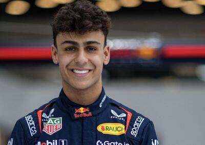 F1. Debutto per Lindblad nella FP1 di Silverstone con Red Bull. Paul Aron (Alpine) con Sauber