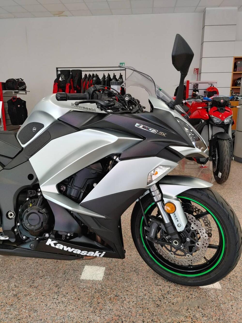 Kawasaki Z 1000 SX (2017 - 20) (6)