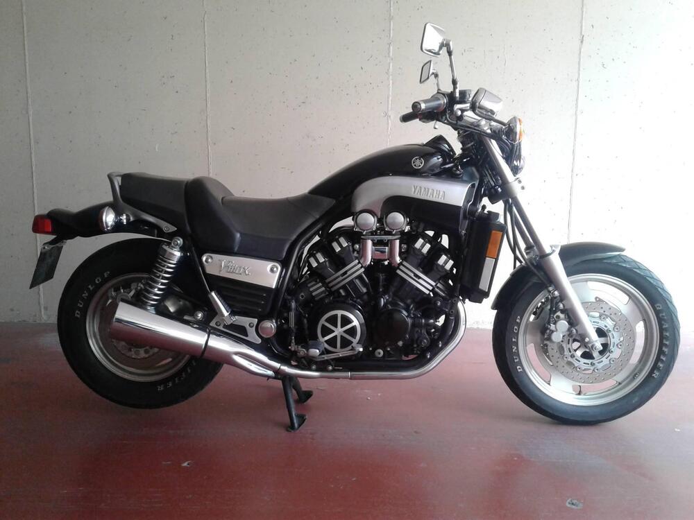 Yamaha Vmax (14)