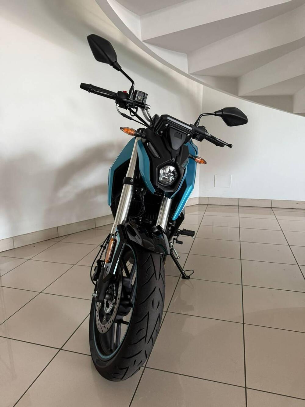 Voge Brivido 125R (2023 - 26) (5)