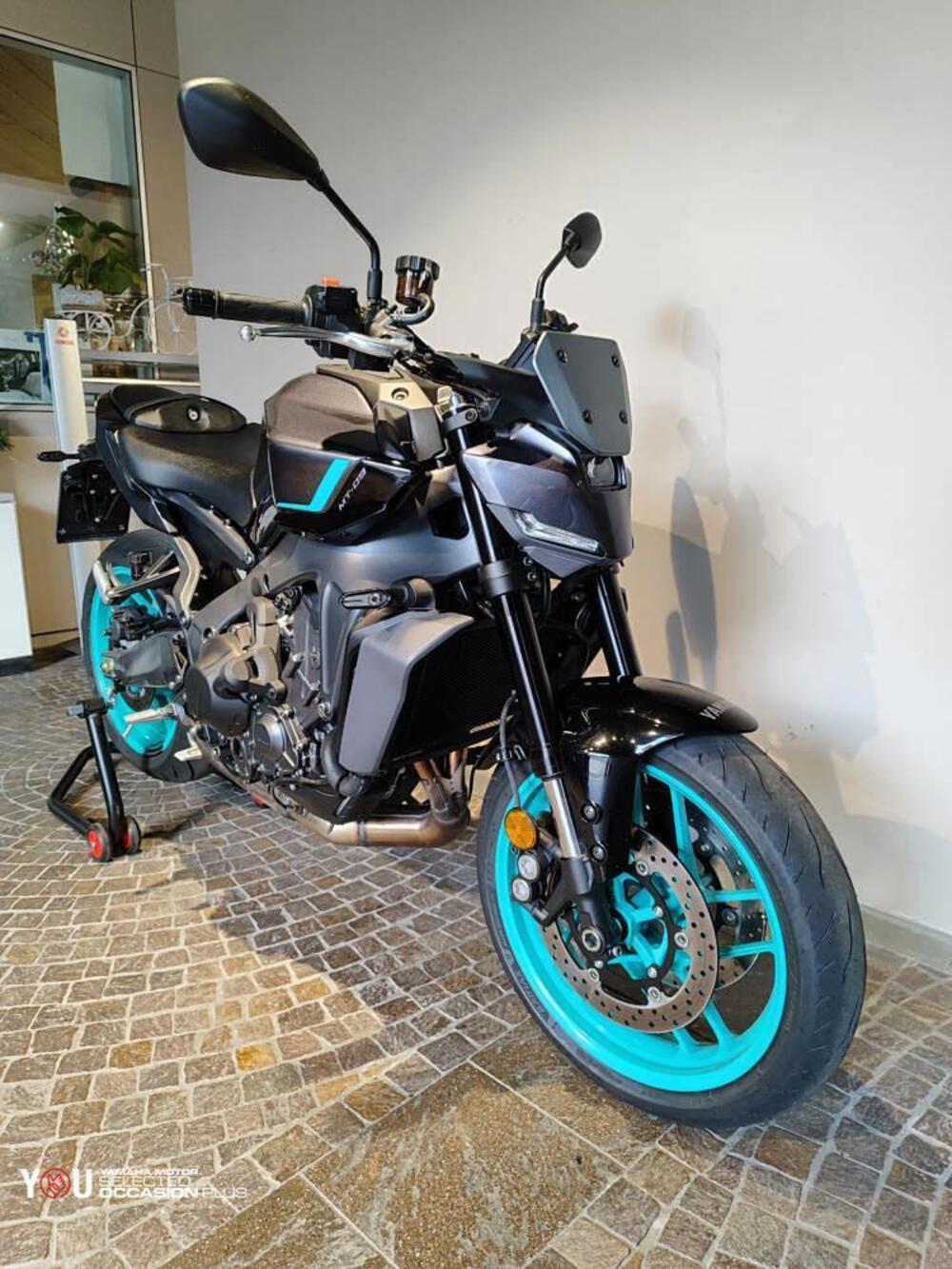 Yamaha MT-09 Y-AMT (2024 - 26) (3)