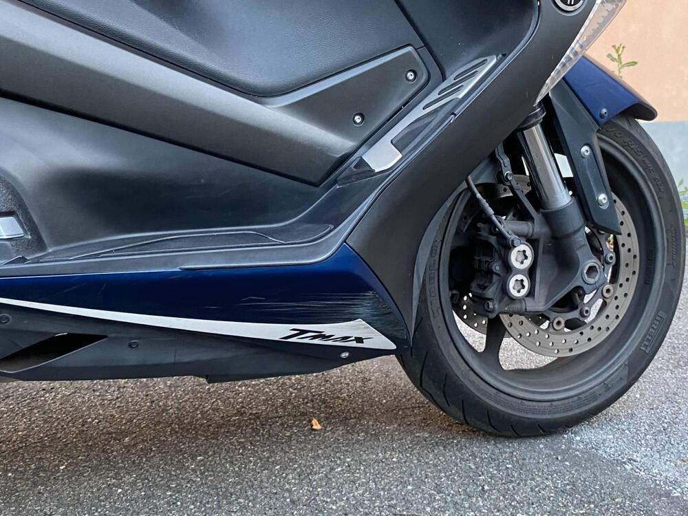 Yamaha T-Max 530 SX (2017 - 19) (11)