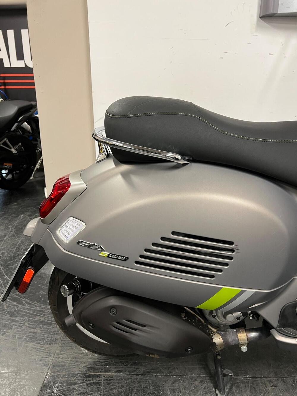 Vespa GTS 300 Super (2023 - 24) (5)