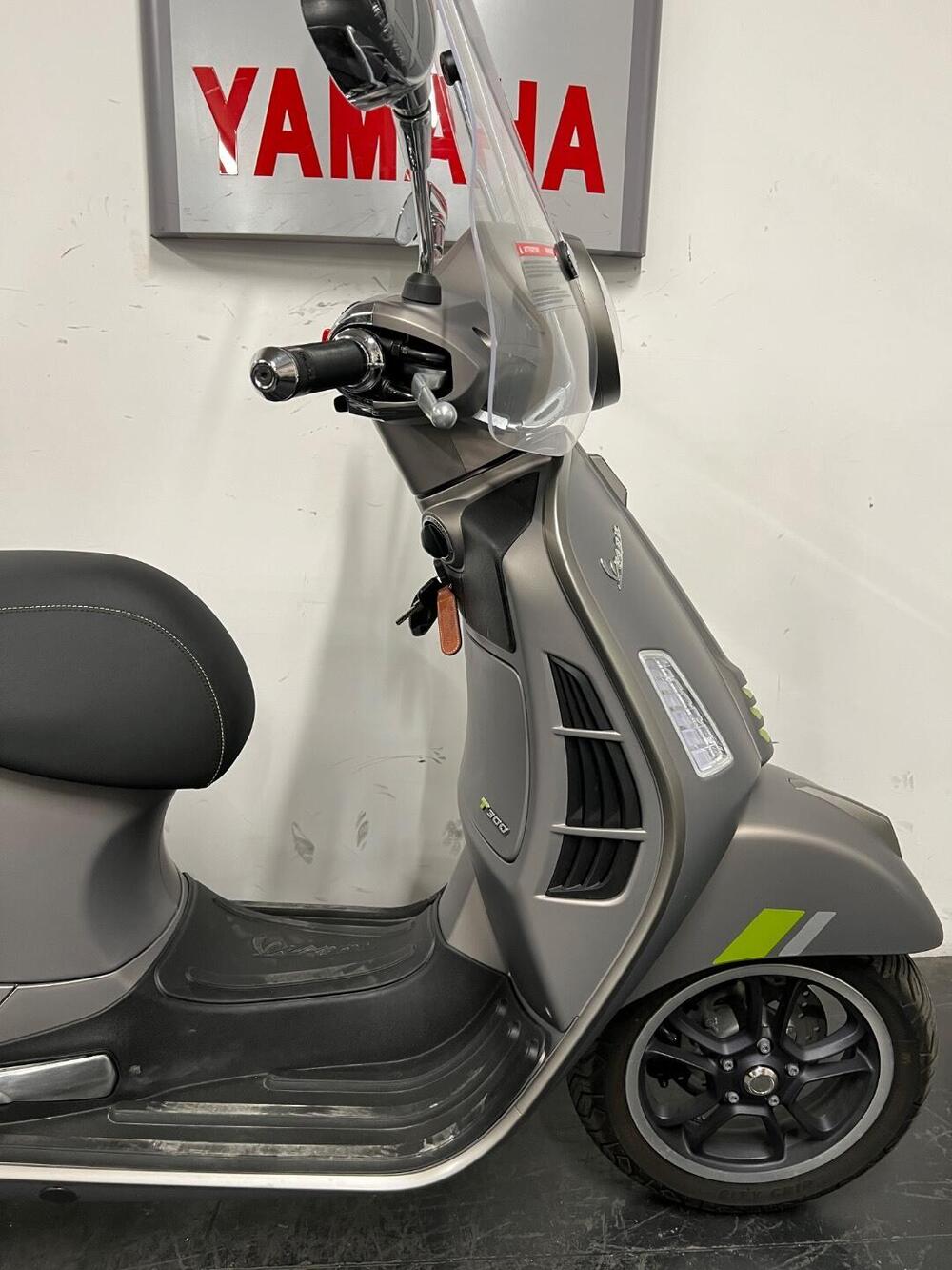 Vespa GTS 300 Super (2023 - 24) (6)