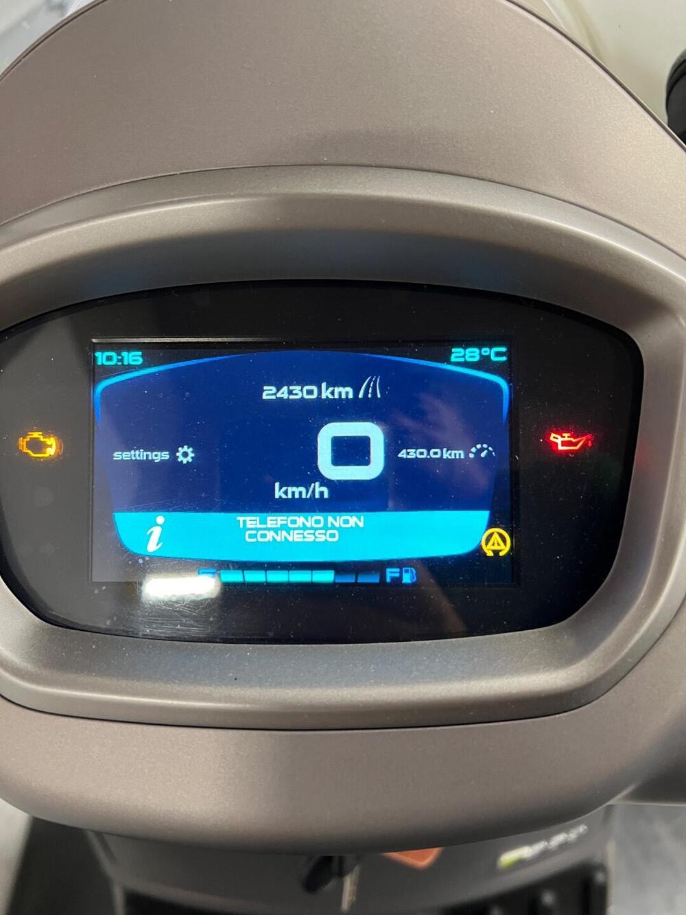 Vespa GTS 300 Super (2023 - 24) (9)