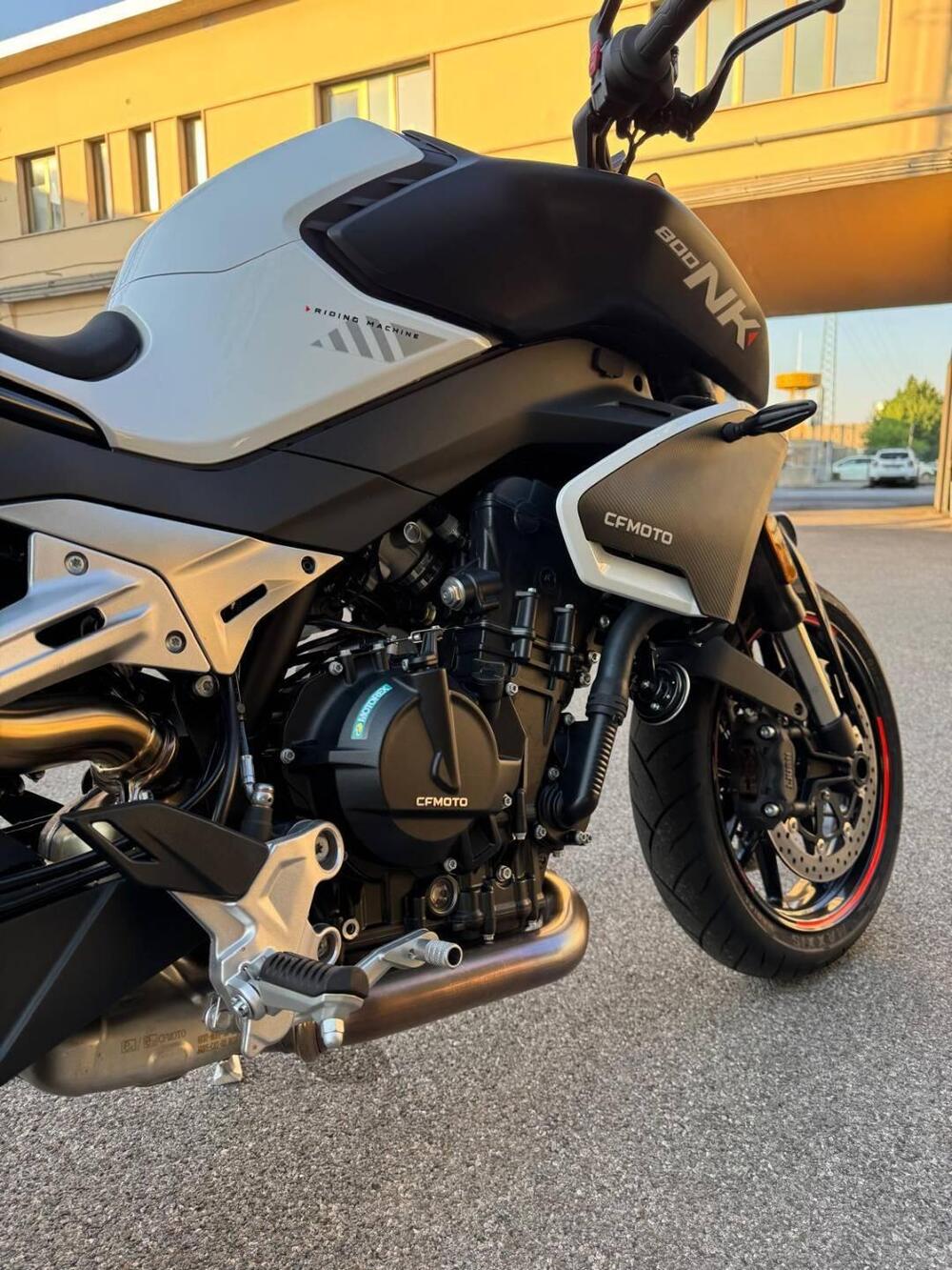 CFMOTO 800NK Advanced (2023 - 26) (3)