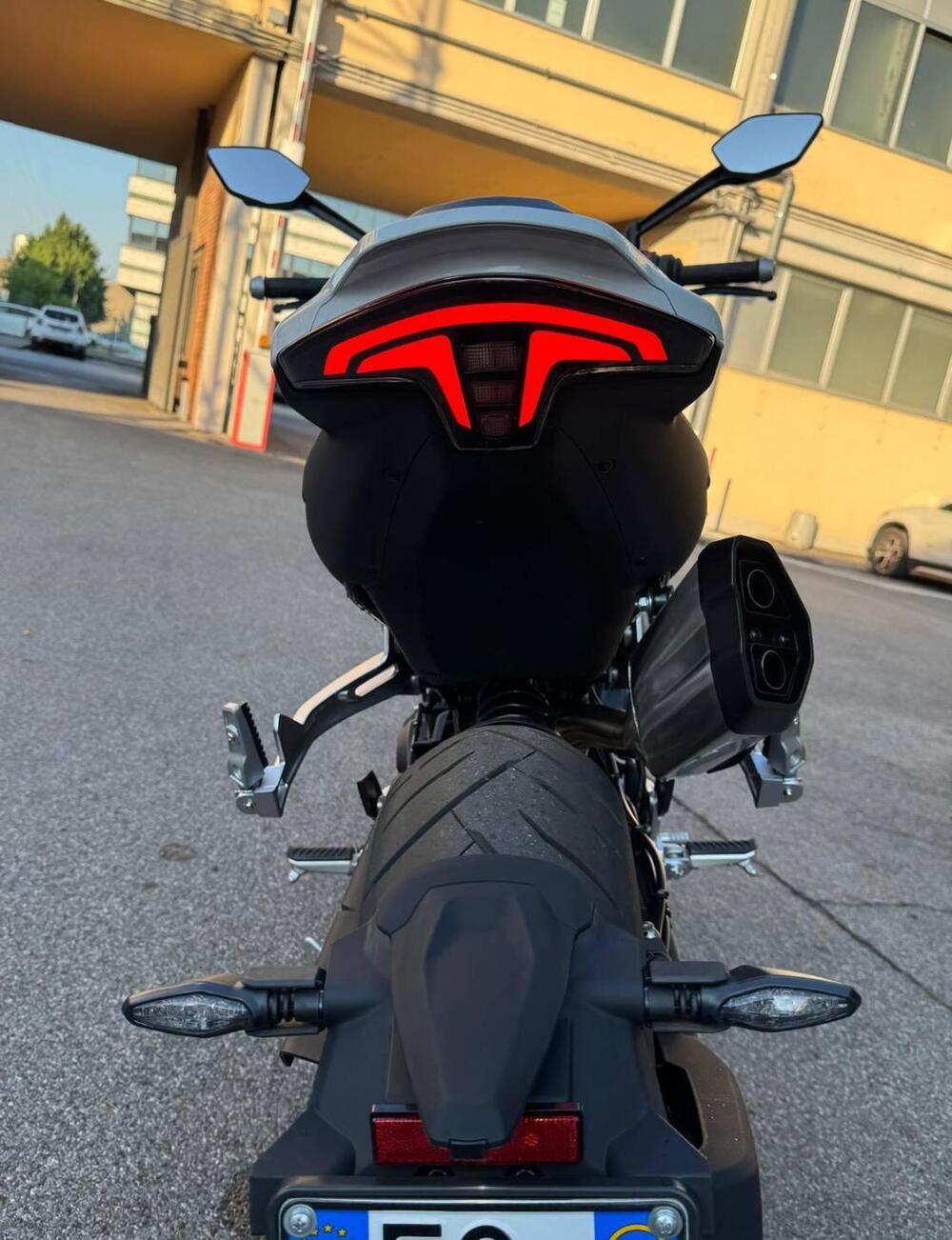 CFMOTO 800NK Advanced (2023 - 26) (6)