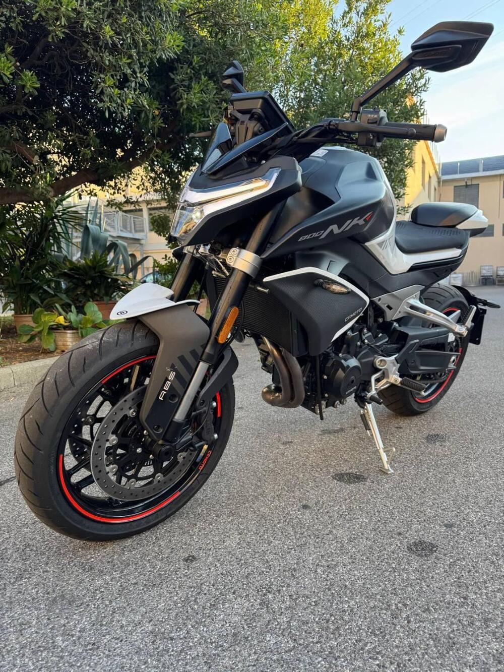 CFMOTO 800NK Advanced (2023 - 26) (7)