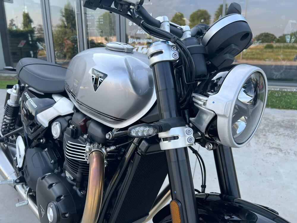Triumph Speed Twin 1200 (2025 - 26) (2)