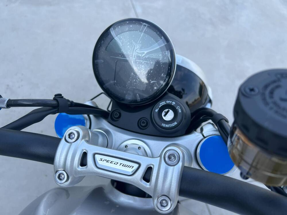 Triumph Speed Twin 1200 (2025 - 26) (3)