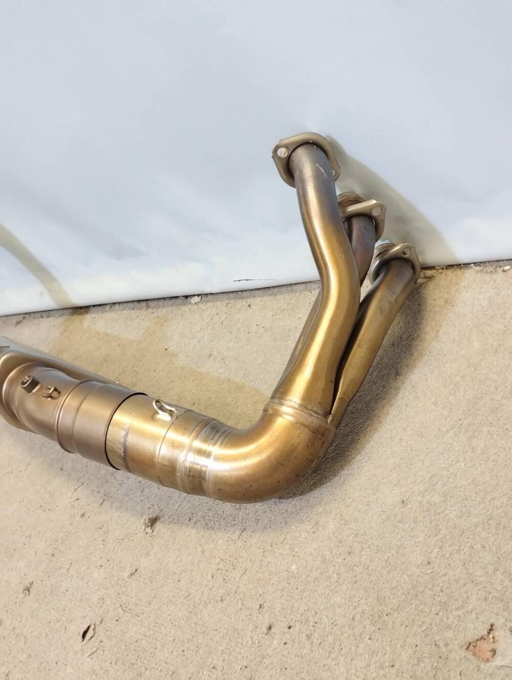 Scarico Completo Akrapovic Titanio Yamaha MT-09 ‘2 (9)