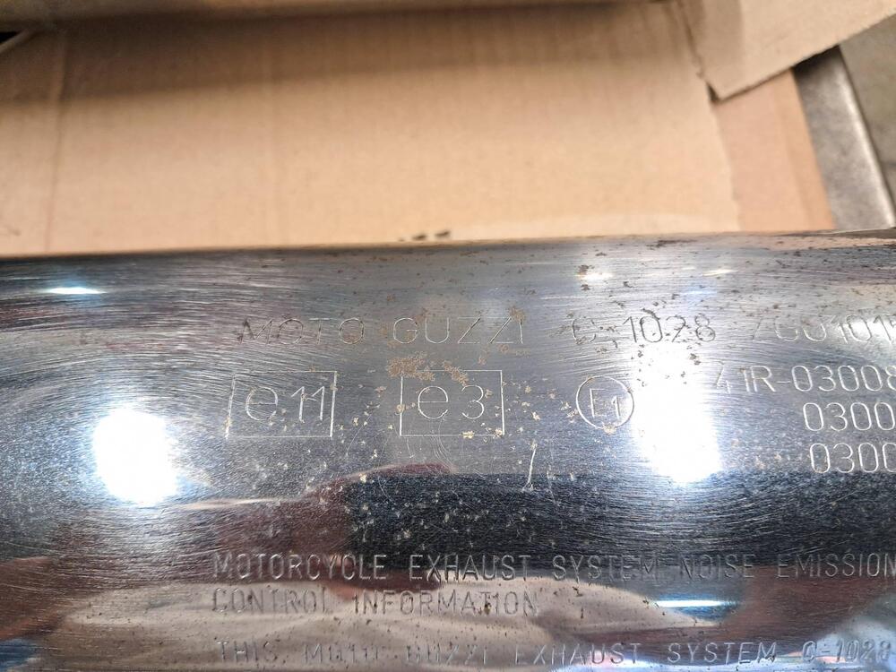 SILENZIATORI dx e sx V7 SPECIAL - STONE-NEVADA 20 Moto Guzzi (2)