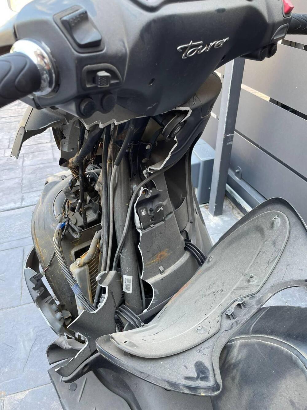 Piaggio Beverly 300 i.e. (2010 - 16) (3)