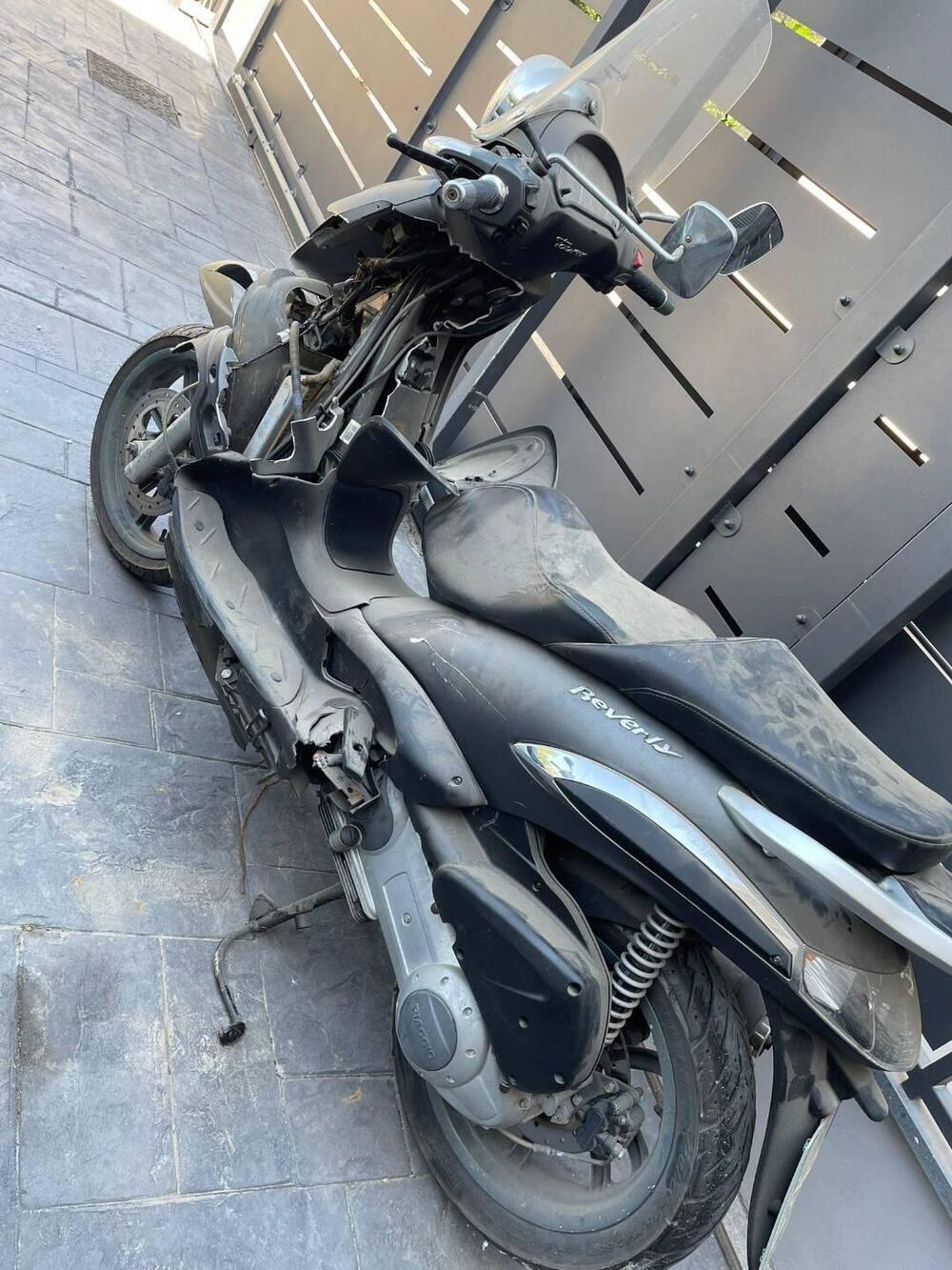 Piaggio Beverly 300 i.e. (2010 - 16) (7)