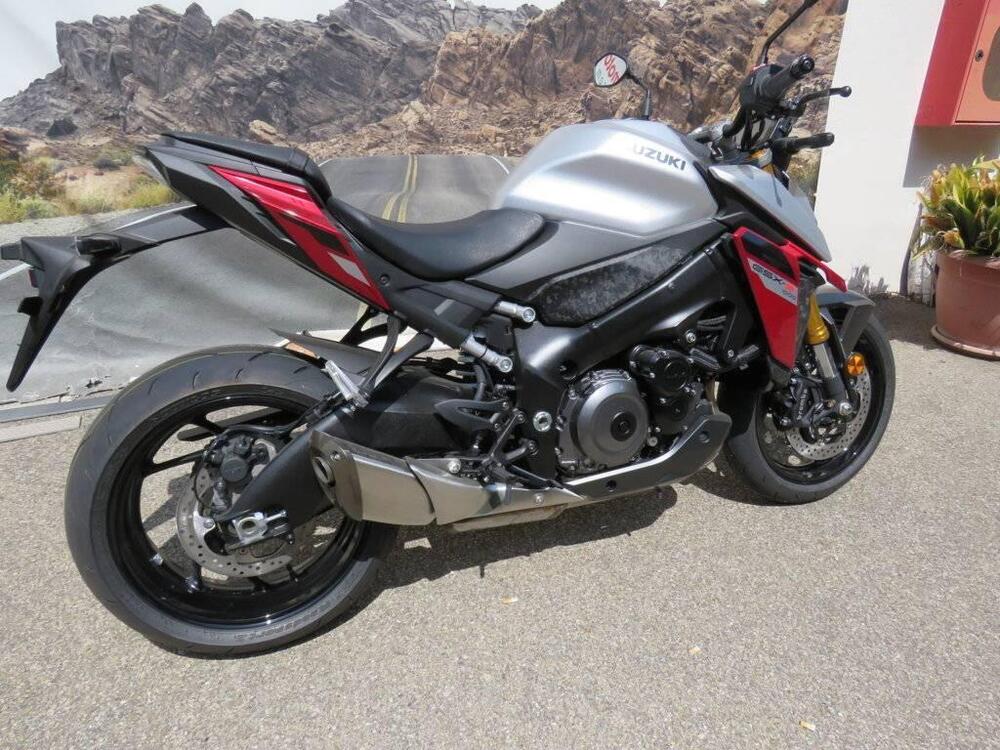 Suzuki GSX-S1000 (2021 - 25) (3)