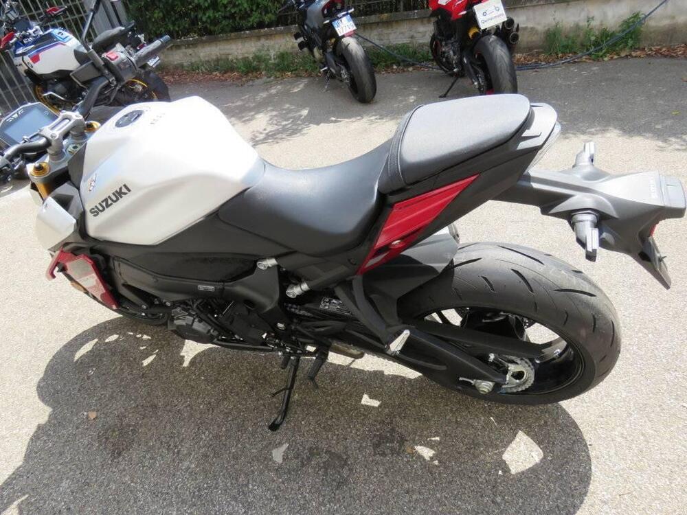 Suzuki GSX-S1000 (2021 - 25) (5)