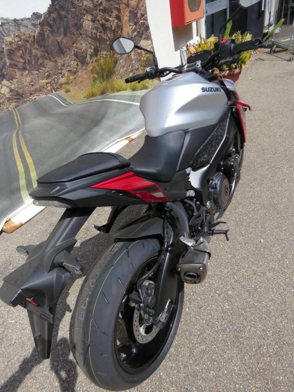 Suzuki GSX-S1000 (2021 - 25) (11)