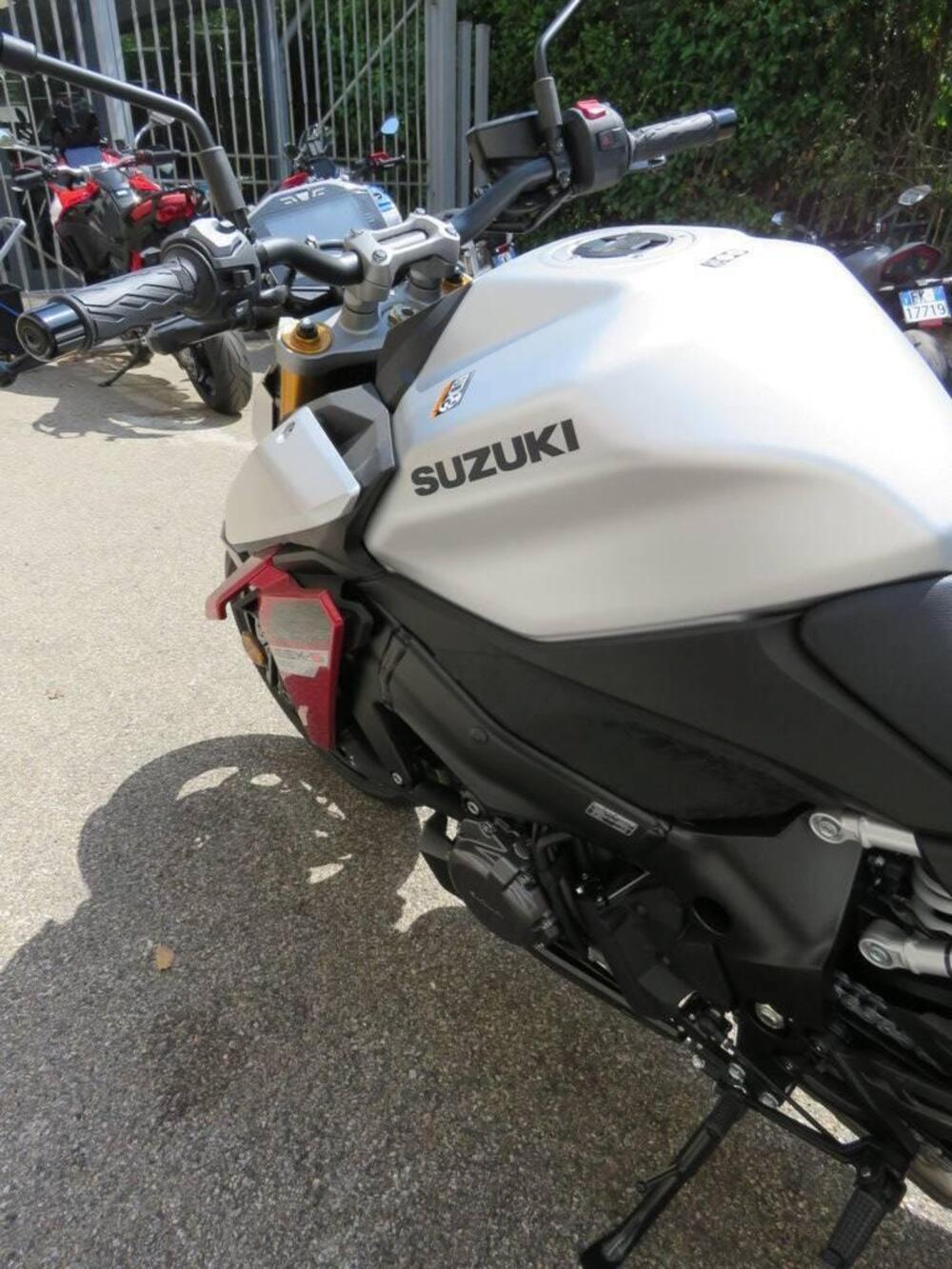 Suzuki GSX-S1000 (2021 - 25) (13)