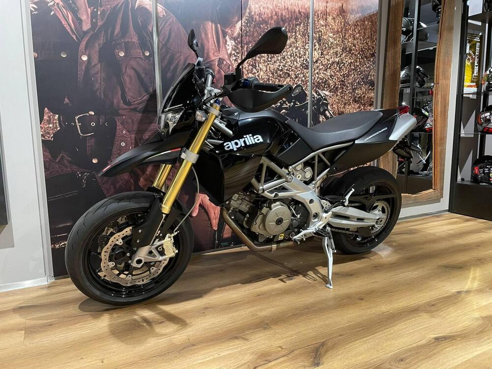 Aprilia Dorsoduro 750 (2009 - 14) (2)
