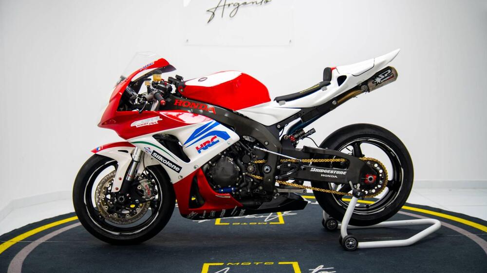 Honda CBR 1000 RR Fireblade (2006 - 07) (7)