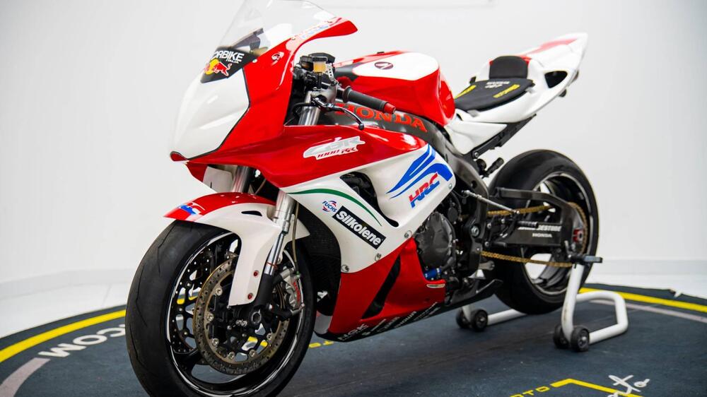 Honda CBR 1000 RR Fireblade (2006 - 07) (8)