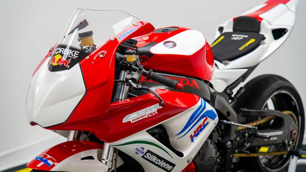 Honda CBR 1000 RR Fireblade (2006 - 07) (13)