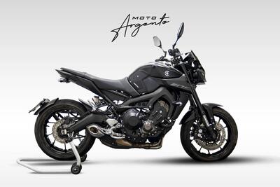 Yamaha MT-09 (2017 - 20) usata